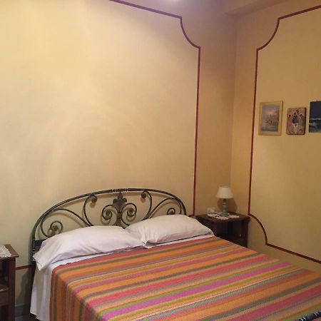 博纳索拉Casa Vacanza Angela别墅 外观 照片
