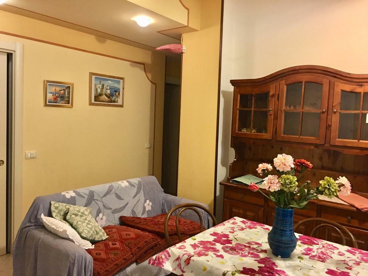 博纳索拉Casa Vacanza Angela别墅 外观 照片
